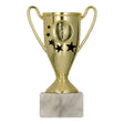 cupa de plastic pentru premiere sportiva pe podium