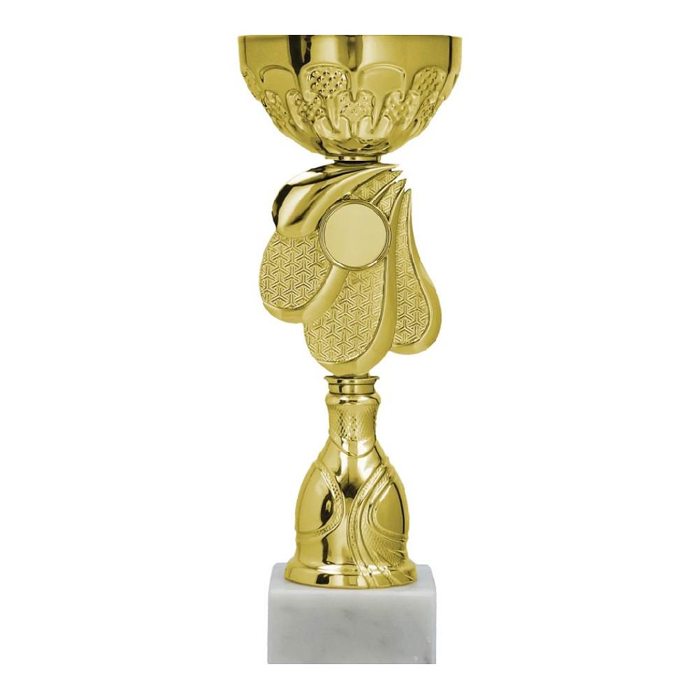 cupa metalica aurie pe soclu pentru premiere sportiva