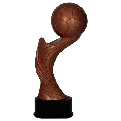 Trofeu din rasina reprezentand o minge de fotbal pe soclu finisaj bronz