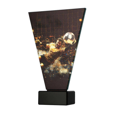 Trofeu din sticla cu elemente aurii si baza de marmura pentru fotbal