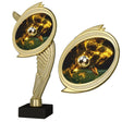 Trofeu auriu din plastic cu element grafic de fotbal pe soclu