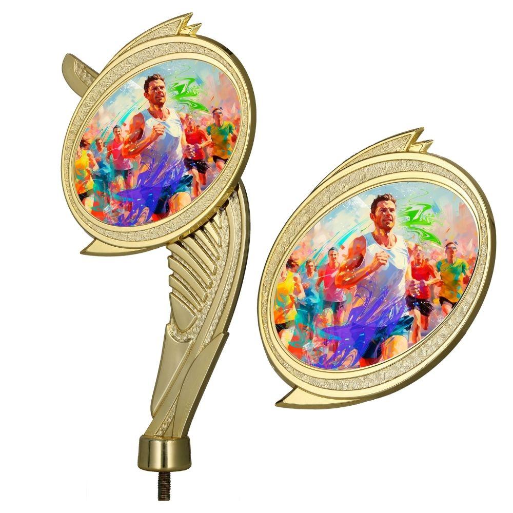 Figurina aurie din plastic reprezentand un atlet in timpul unei curse de alergare pe soclu