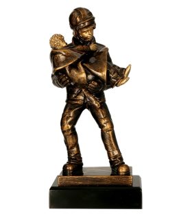 Trofeu figurina Rasina Pompier salvator